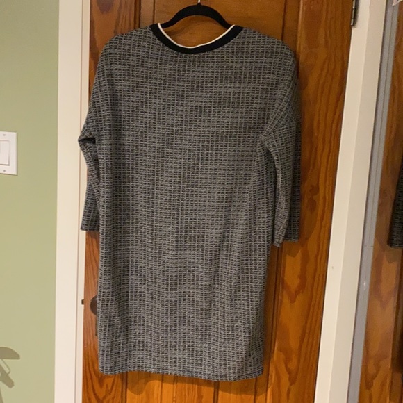 Oversized sweater dress - Picture 2 of 3